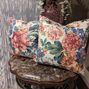 Feather pillows pair - Chintz Handmade
